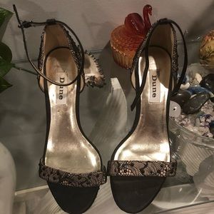 DUNE lace wrapped wedges